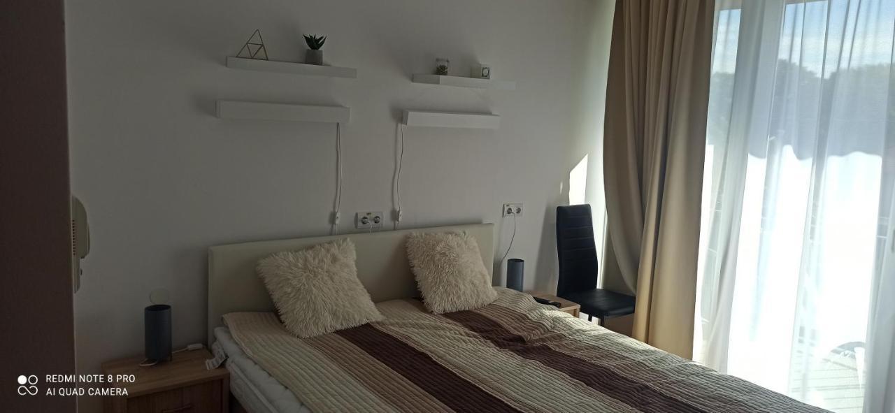 Sunshine 208 Apartman Balatonszarszo Exterior photo